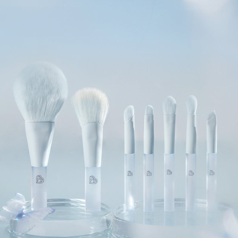 ブロッサム ミニ ブラシセット ライト 専用収納付き